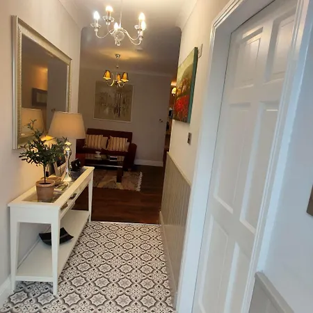 Russell Mews شقة *